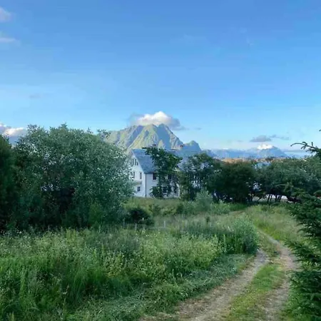 Northern Light Lofoten Holiday home *